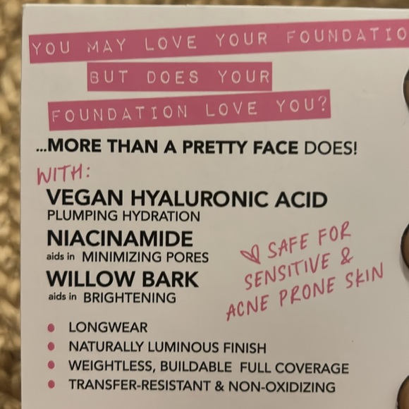 POLITE SOCIETY Foundation Sample Pack NEW - Picture 4 of 4